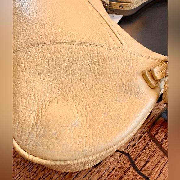 Max Studio Light Butter Yellow Shoulder Handbag Paisley Interior - Picture 9 of 9